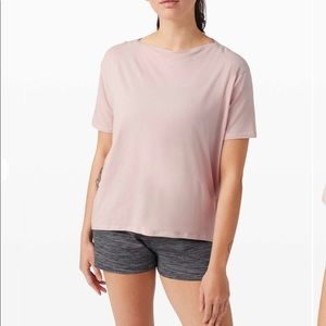 Lululemon Women’s Back in Action Short Sleeve Tee